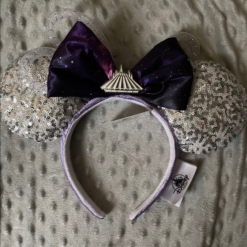 Minni Mouse Main attraction ears